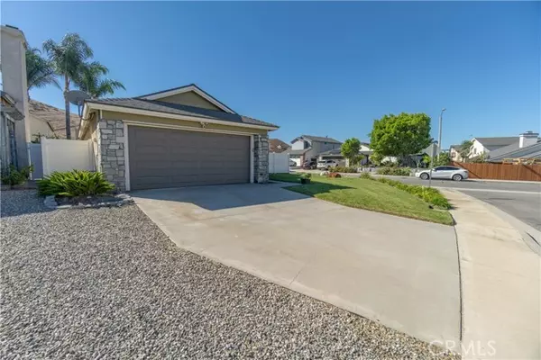 Fontana, CA 92337,14241 Elizabeth CT
