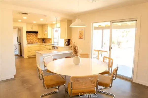 Yucca Valley, CA 92284,9163 Joshua LN