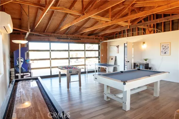 Yucca Valley, CA 92284,9163 Joshua LN