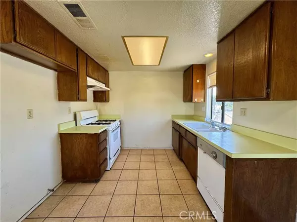 Alhambra, CA 91801,241 S Curtis AVE E