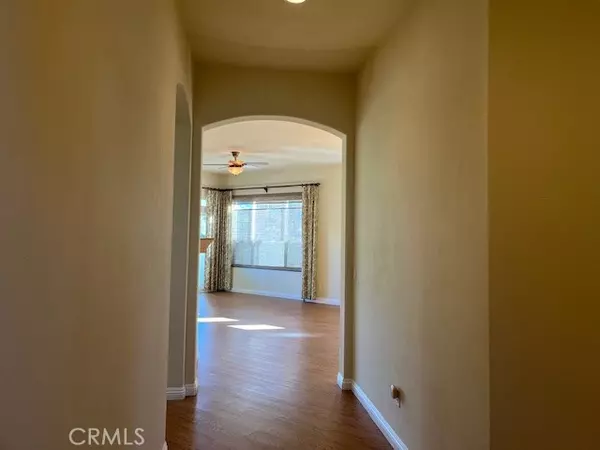 Banning, CA 92220,5004 Rolling HLS
