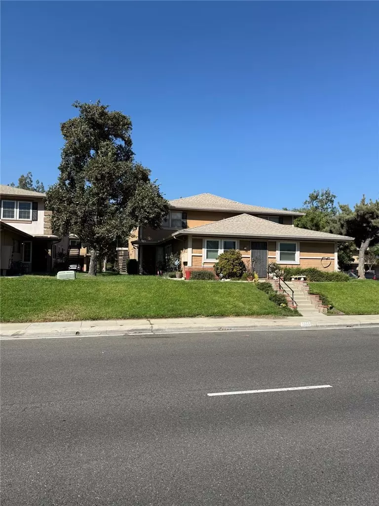 Azusa, CA 91702,1005 W Sierra Madre AVE 2