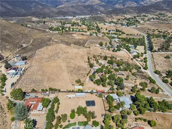 Agua Dulce, CA 91390,34335 Agua Dulce Canyon RD