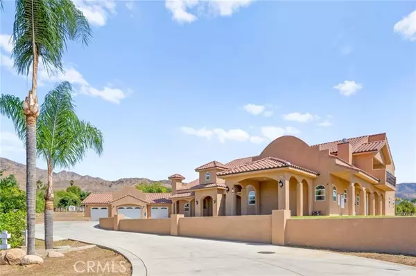 7419 Via Deldene, Highland, CA 92346