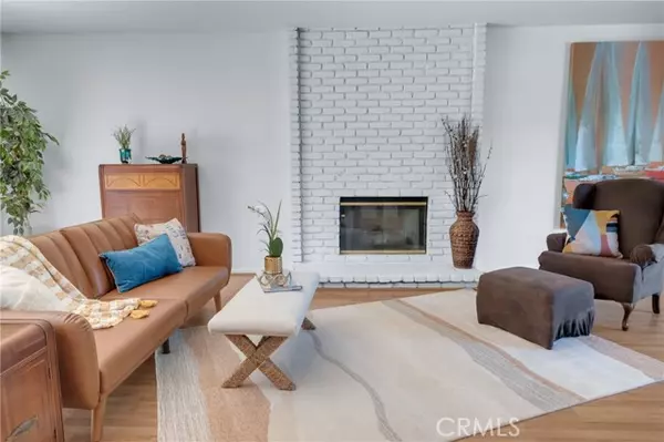 Chatsworth, CA 91311,20306 Tau PL