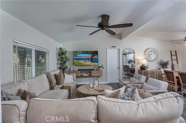 Castaic, CA 91384,27568 Ruby LN