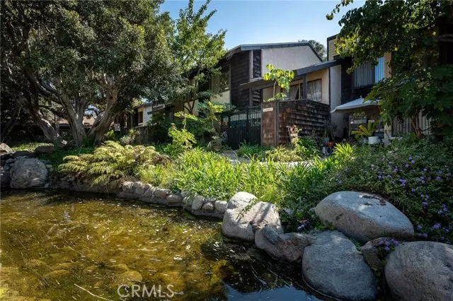 3669 Country Club DR D, Long Beach, CA 90807