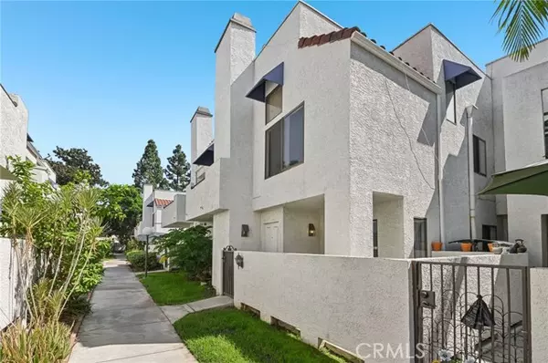 602 Park Shadow CT, Baldwin Park, CA 91706