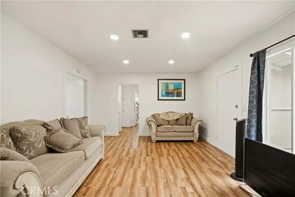 San Bernardino, CA 92407,5095 N G ST