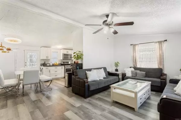 El Cajon, CA 92021,12970 Highway 8 Business 79