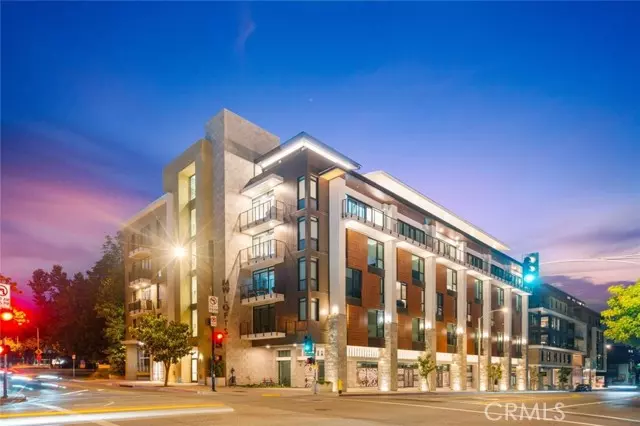 709 E Walnut 219, Pasadena, CA 91109