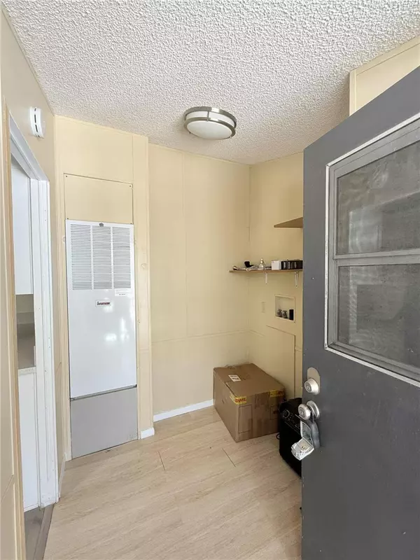 San Jacinto, CA 92583,21100 State ST 144