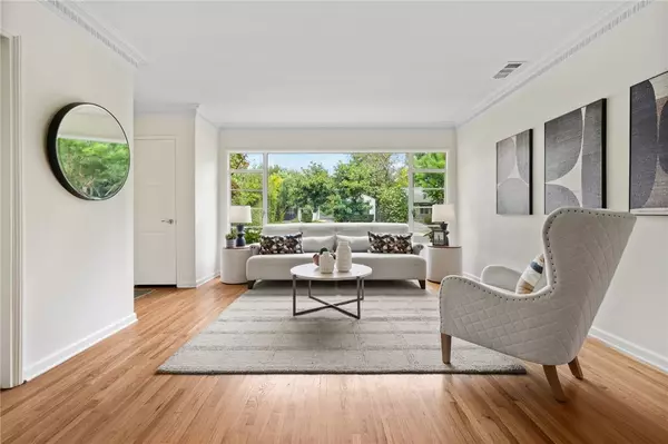 North Hollywood, CA 91601,11520 Albers