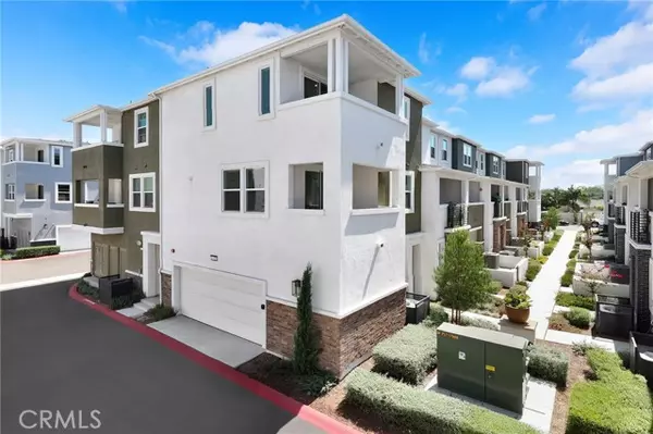 1626 Cayton LOOP, West Covina, CA 91790