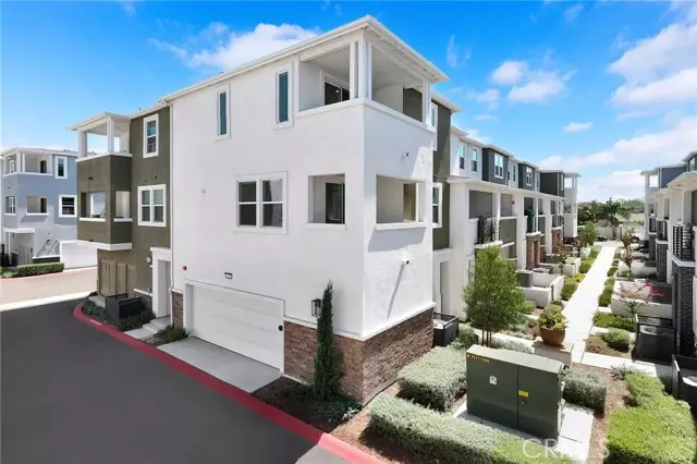 1626 Cayton LOOP, West Covina, CA 91790