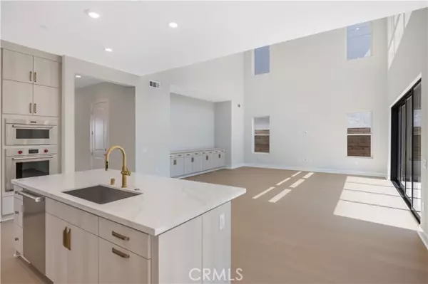 Irvine, CA 92618,173 Creation