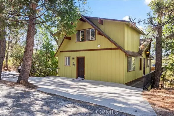 Lake Arrowhead, CA 92352,1159 Yellowstone