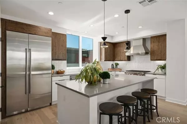 Echo Park, CA 90012,1053 N Joels PL