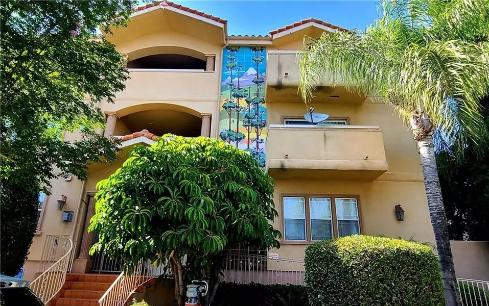 555 E Santa Anita AVE 301, Burbank, CA 91501