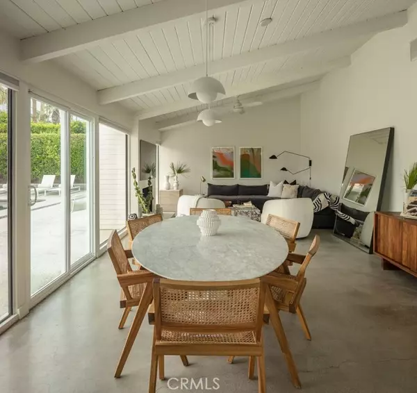 Palm Springs, CA 92264,965 E Twin Palms