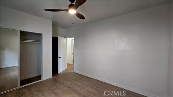 Lynwood, CA 90262,11171 Bullis RD E