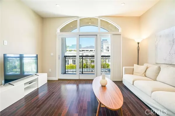 Glendale, CA 91210,603 603 Caruso AVE