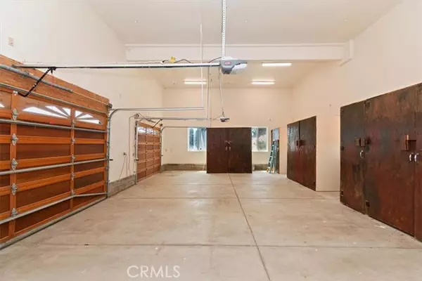 Big Bear City, CA 92314,1223 Ore LN