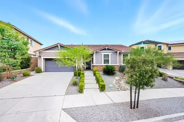5591 Royal Oaks, Fontana, CA 92336