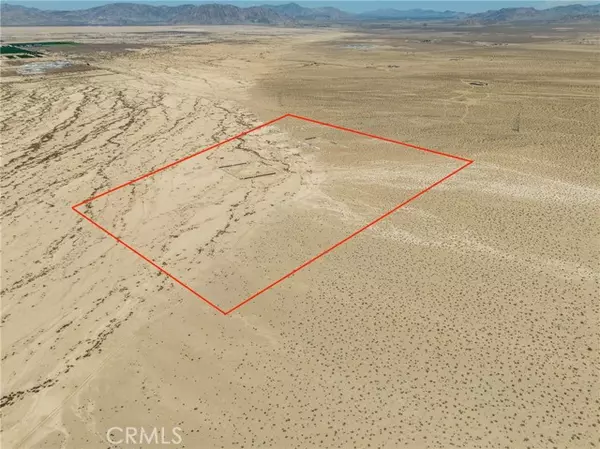 Lucerne Valley, CA 92356,705 Cambria RD