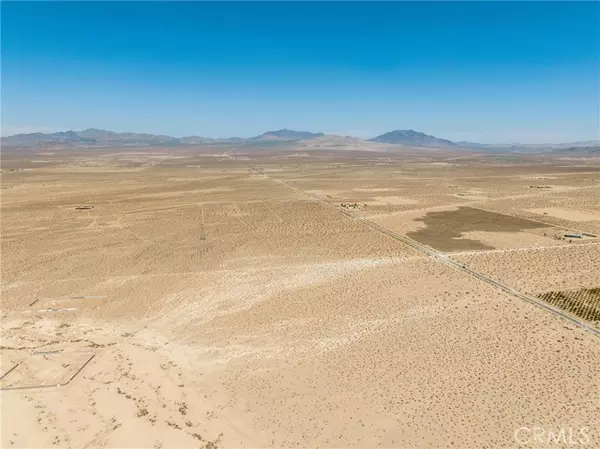 Lucerne Valley, CA 92356,705 Cambria RD