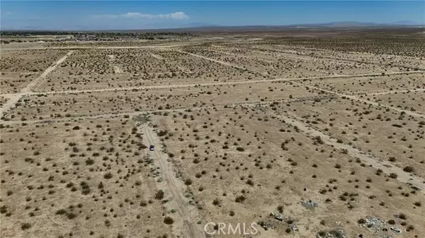 California City, CA 93505,739 106th ST