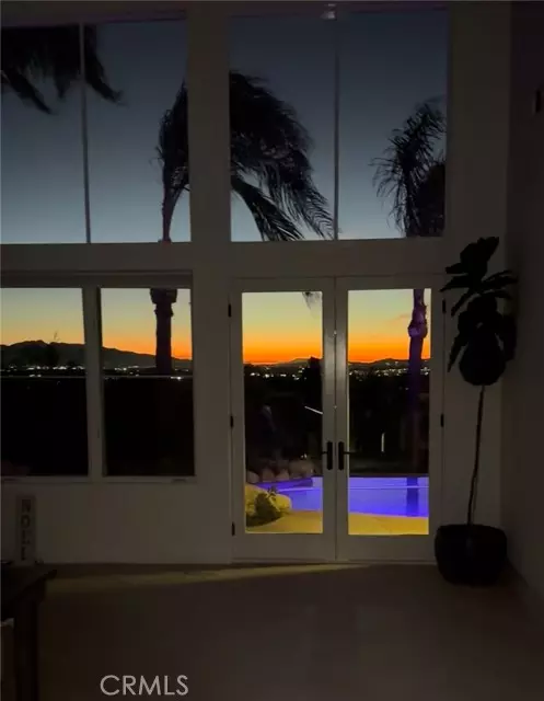 West Hills, CA 91304,7612 Carmenita LN