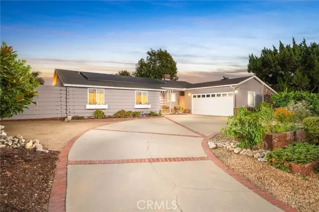 1566 Finecroft DR, Claremont, CA 91711