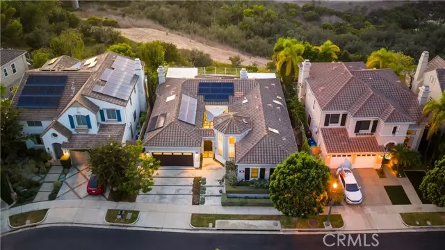 Newport Beach, CA 92660,58 Victoria