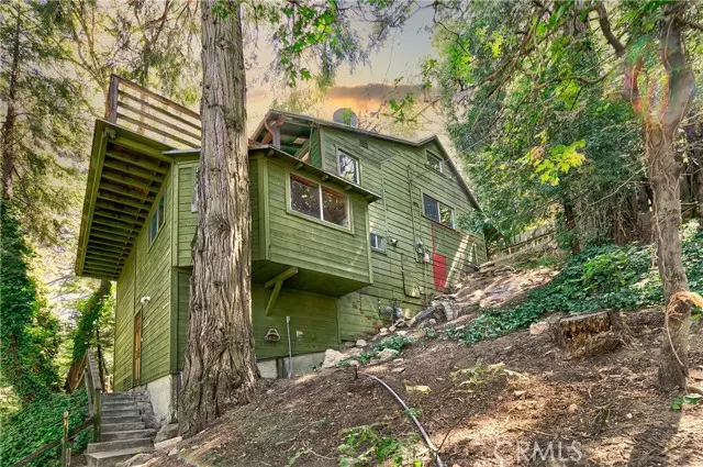 994 Mercury WAY, Crestline, CA 92325