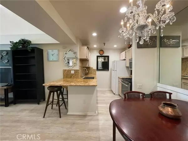 Los Angeles, CA 90024,10960 Ashton 403