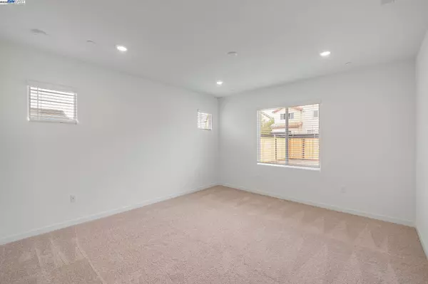 Discovery Bay, CA 94505,343 Astilbe ST