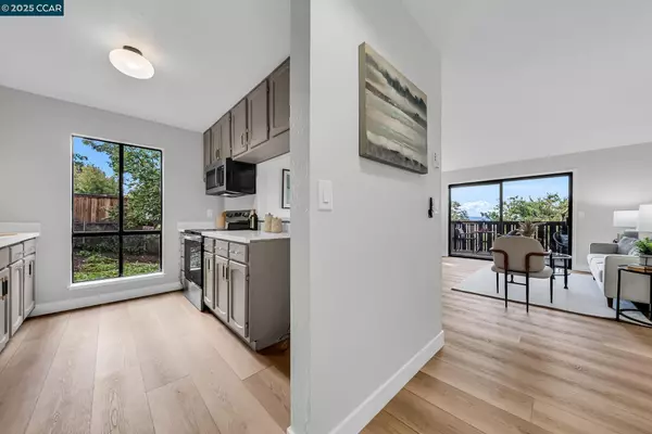 San Leandro, CA 94578,16411 Saratoga St 106W