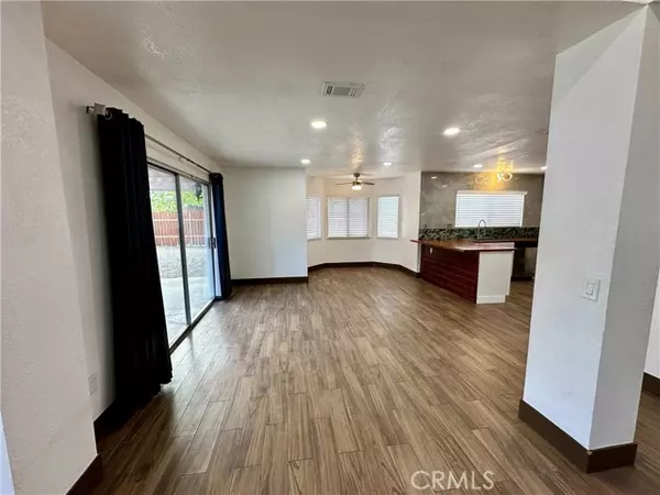 Victorville, CA 92392,14217 Heritage CT