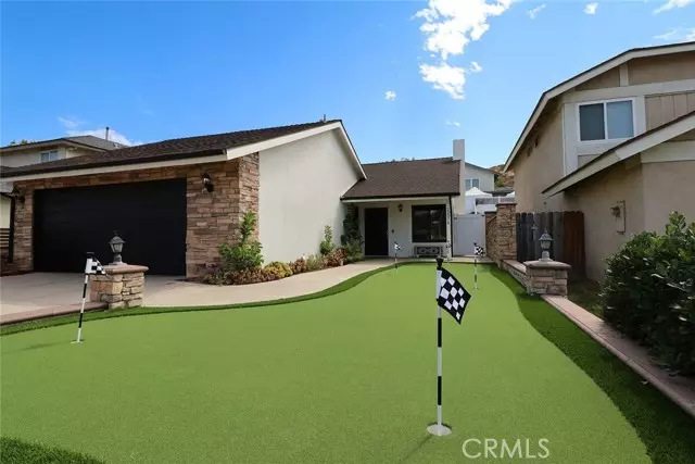 21076 Cranbridge, Lake Forest, CA 92630