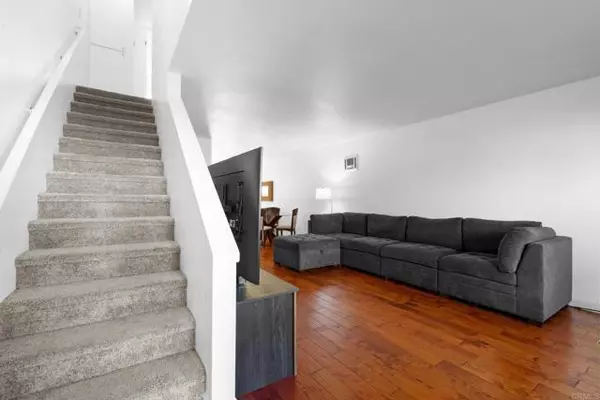 Oceanside, CA 92056,3414 Los Mochis WAY