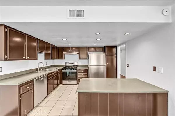 Carlsbad, CA 92009,6808 Urubu ST