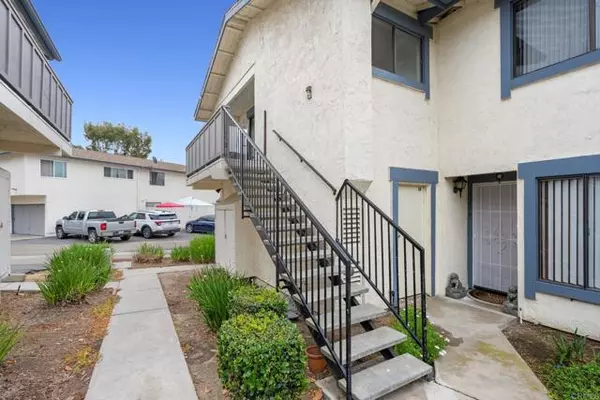 3458 Los Mochis WAY, Oceanside, CA 92056