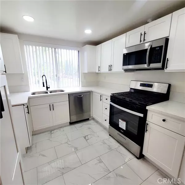 Diamond Bar, CA 91765,1109 Golden Springs DR G