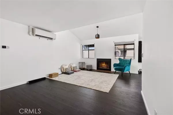 Simi Valley, CA 93063,6508 Twin Circle LN 1