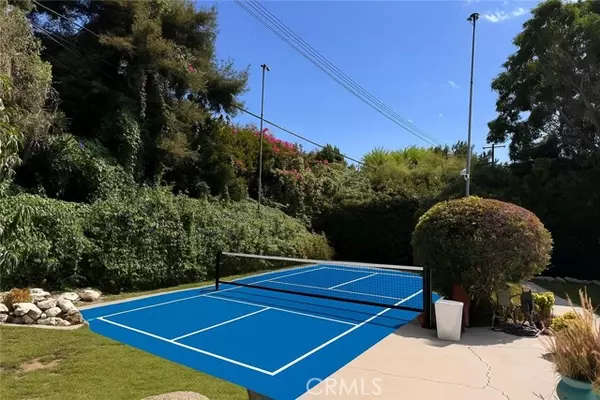 Northridge, CA 91325,17654 Knapp