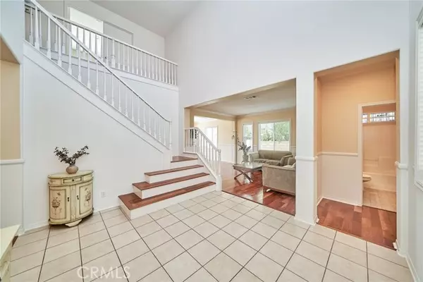 Saugus, CA 91390,28410 Agajanian