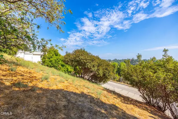 South Pasadena, CA 91030,228 Warwick AVE