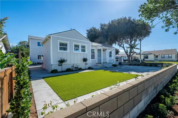 Lakewood, CA 90712,5602 Verdura Ave