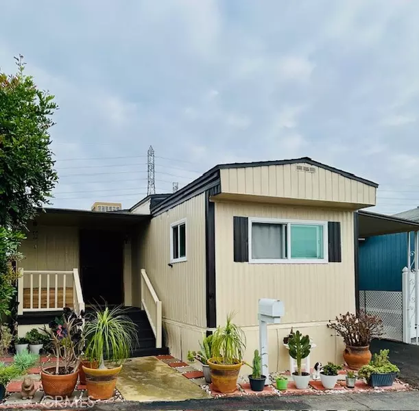 17705 S Western 47, Gardena, CA 90248